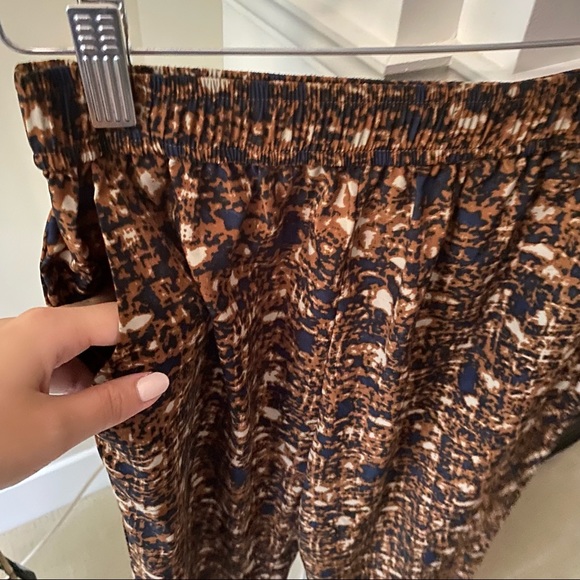 NOUL Brown Patterned Art Deco Elastic Waist Pants - Picture 2 of 7